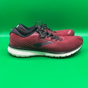 Brooks Ghost 12 Mens Red Black Athletic Running Shoes